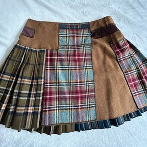 Philosophy di Alberta Ferretti wrap around pleated skirt.